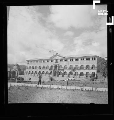 Fachada del Colegio Nacional de Ciencias