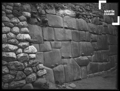 Muro del palacio de Inca Roca. Doble muro, preinca e inca  de la sección sureste del palacio.