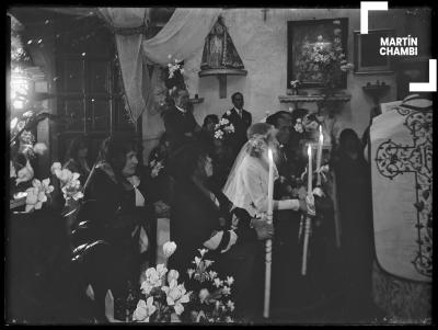 Ceremonia  de matrimonio de novios, María Carlota Oliart Garmendia y Alcides Ocampo Rivas