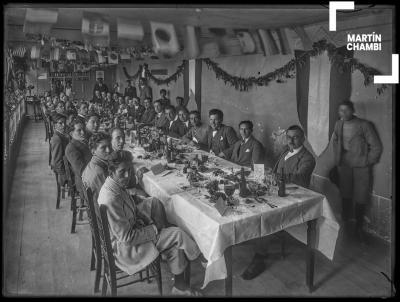 Banquete en honor del Dr. Humberto Vallenas. Hotel Colón, Cuzco