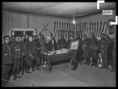 Reunión en honor del sub-prefecto de la intendencia de la policía Jorge Suárez Guiulfo