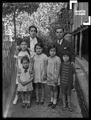 Retrato de familia no identificada en Abancay
