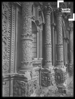 Entrada del templo de San Sebastián