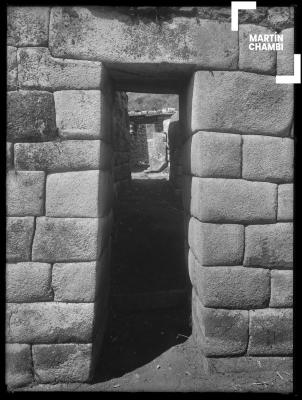 Pasadizo entre el Templo del Sol y el Palacio Real, Machu Picchu