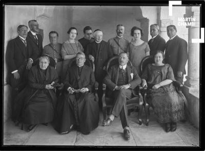 Autoridades cuzqueñas junto al prefecto José Maria Olivera en la Prefectura del Cuzco