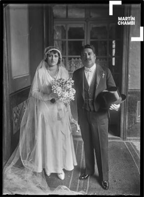 Retrato de novios, Nicanor Flores Fernández y Dolores Olazo Olivera