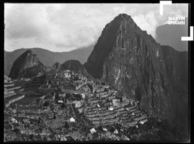 Vista panorámica hacia el sector industrial, Machu Picchu