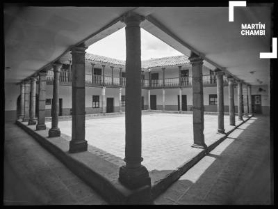 Segundo patio del Colegio Santa Ana en su antiguo local de Santa Catalina