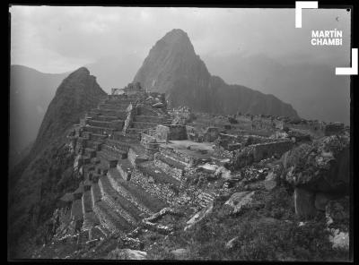 Vista hacia la Plaza sagrada, Machu Picchu