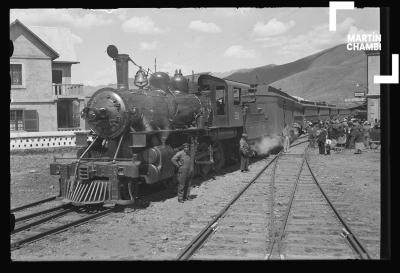 Tren de los Ferrocarriles del Sur en Estación de Huanchac