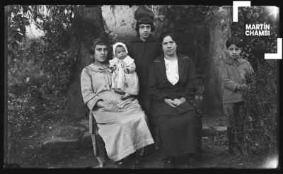 Retrato de familia no identificada